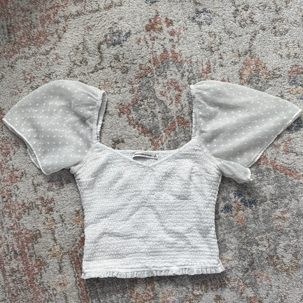 Abercrombie & Fitch White Textured Blouse with Flutter Sleeves